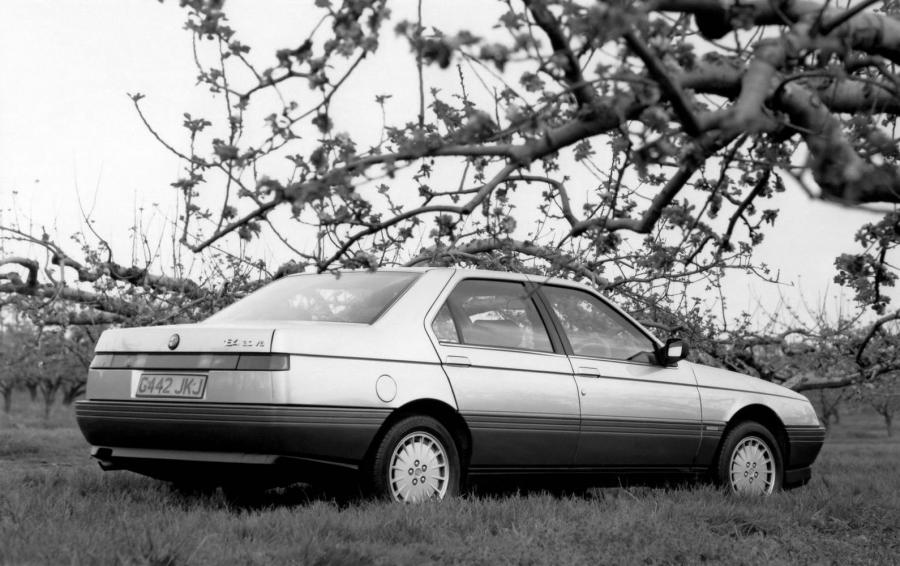  Alfa Romeo 164 1988 года  (UK) (фото 3 из 4)